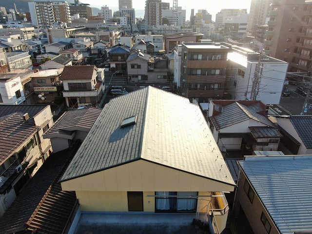 甲府市　屋根カバー工事